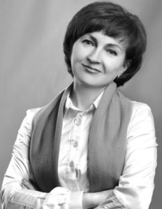 Олена Олійник.